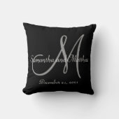 Black Gray Monogram Weddenschap Kussen (Voorkant)