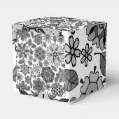Black Gray White Retro Floral Art Seamless Pattern Bedankdoosjes (Achterkant)