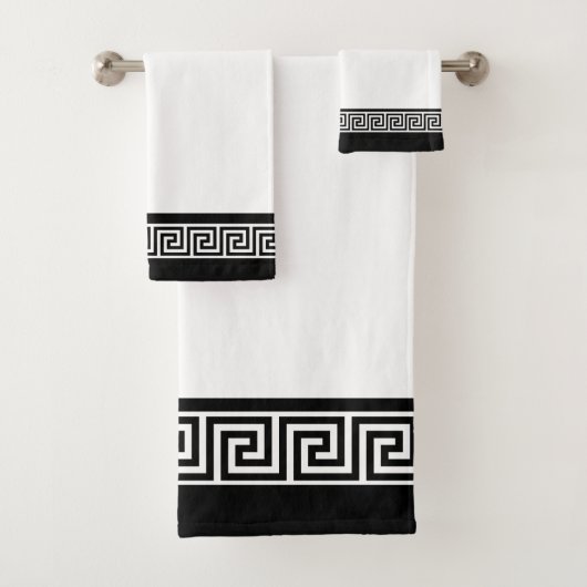 Black Greek Pattern on Black and White Bad Handdoek (Insitu)