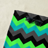 Black Green Ombre Chevrons Beach Towel Strandlaken (In situ)
