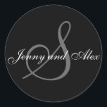 Black Grey Monogram S Bride Groom Names Wedding Ronde Sticker<br><div class="desc">Elegant trouwsticker met initiaal van achternaam en bruid- en bruinnamen die je kunt aanpassen aan je persoonlijke gegevens en je trouwkleurenschema. Een geweldige sticker voor trouwbonstickers, koekjesetiketten, bruiloft-traktzegels en bruiloft-envelopzegels. Ontwerp door Elke Clarke ©2008. Gebruik de herinneringen maar als u de brief verandert gebruik de "pas het"optie aan om uw...</div>