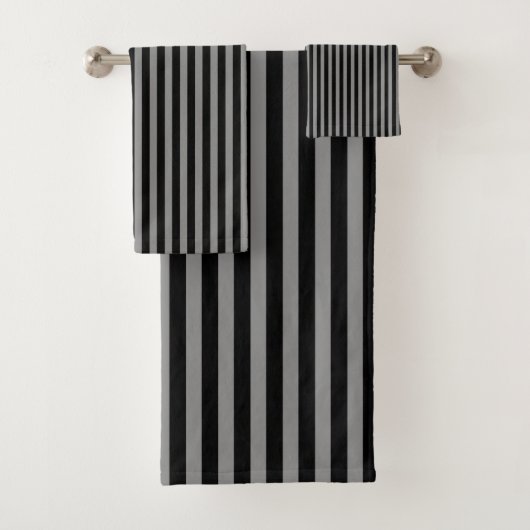 Black Grey Vertical Stripes Striped Pattern Chic Bad Handdoek (Insitu)