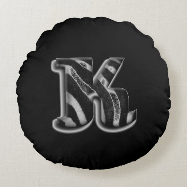 Black Grey White Monogram K Round Pillow Rond Kussen (Voorkant)