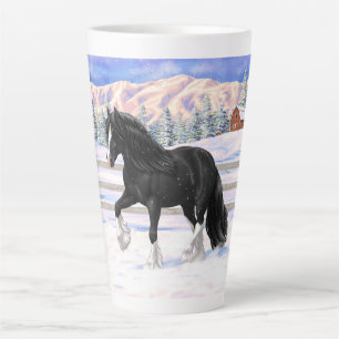 Black gypsy vanner Irish Cob Draft Horse in sneeuw Latte Mok