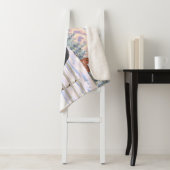 Black gypsy vanner Irish Cob Draft Horse in sneeuw Sherpa Deken (In situ)