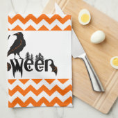 Black Halloween Crow Illustratie Orang Chevron Theedoek (Quarter Fold)