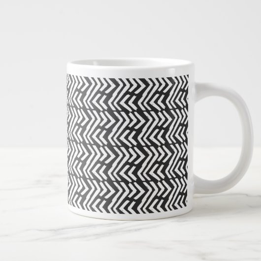 Black Hand Drawn Chevron Pattern Grote Koffiekop (Rechts)