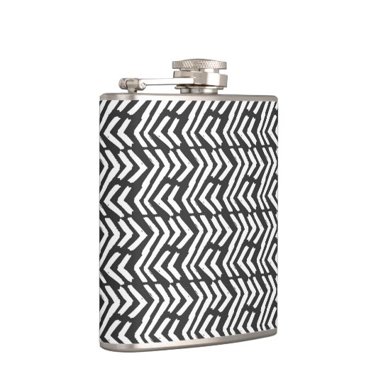 Black Hand Drawn Chevron Pattern Heupfles (Rechts)