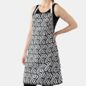 Black Hand Drawn Chevron Pattern Schort (Insitu)