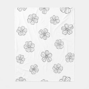 Black hand drawn flowers on white background. Seam Fleece Deken