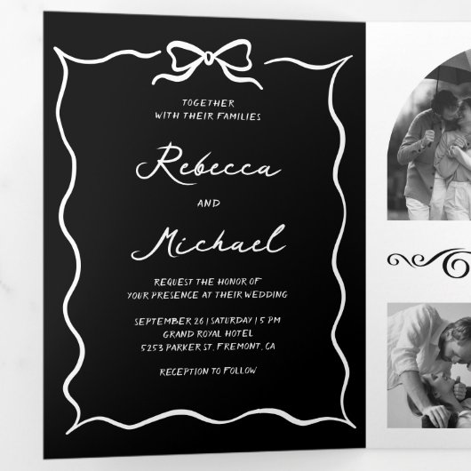 Black Hand Drawn White Bow QR Code Photo Wedding Drieluik Uitnodiging (Binnenzijde eerst)