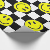 Black Happy Face Check Groovy Cadeaupapier (Hoek)