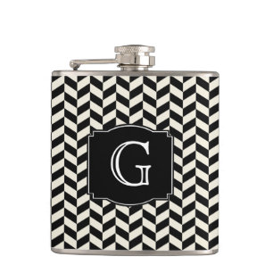 Black Herringbone Chevron Pattern met monogram Heupfles
