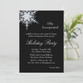 Black Holiday Offset Snowflake Invitation (corp) Kaart (Staand voorkant)