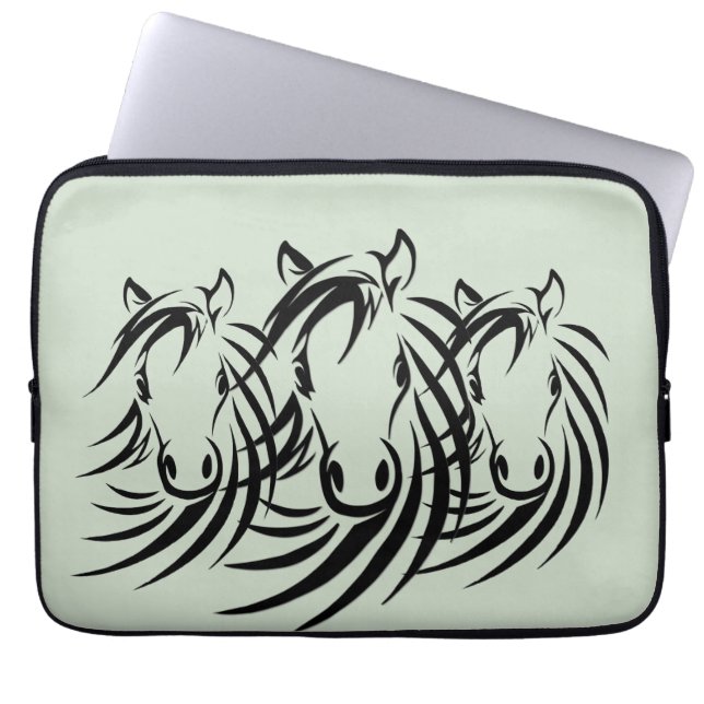 Black Horse Head Green Laptop Sleeve (Voorkant)