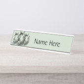 Black Horse Heads on Green Bureau Naambordje (Voorkant)