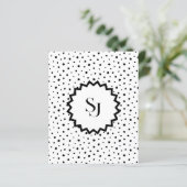 Black ink Improvisation polka dots Monogram. (Staand voorkant)