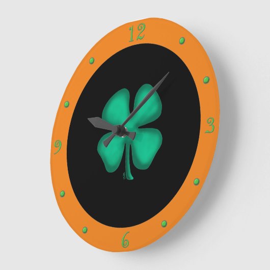 Black Irish Circle wandklok (Hoek)