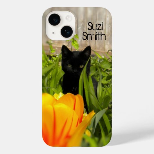 Black Kitten in de tuin Case-Mate iPhone Case (Achterkant)