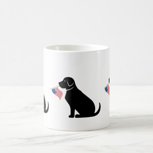 Black Lab American Flag Patriotic USA Coffee Mok (Center)