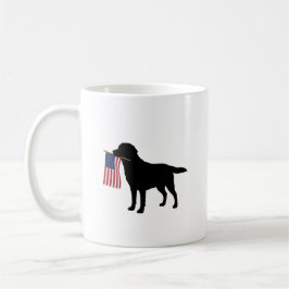 Black Lab Dog Holding Juli 4e Patriotic USA Flag Koffiemok