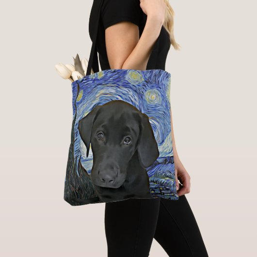 Black Lab Puppy Sterrennacht Van Gogh geïnspireerd Tote Bag (Dichtbij)