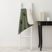 Black Labrador and Pheasant Sherpa Blanket Sherpa Deken (In situ)