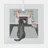 Black Labrador Dog kerstFireplace Scene Glas Ornament (Voorkant)