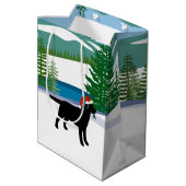 Black Labrador Kerstwinter Uitzicht Medium Cadeauzakje (Achterkant Gekanteld)
