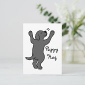 Black Labrador Puppy Hug Briefkaart (Staand voorkant)