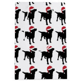 Black Labrador Retriever in Red Santa Hat Medium Cadeauzakje (Voorkant)