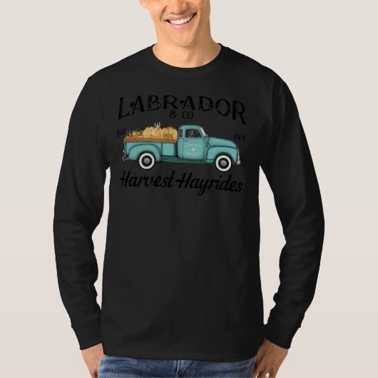 Black Labrador Retriever Oogst Hayride Antiek T T-shirt (Voorkant)