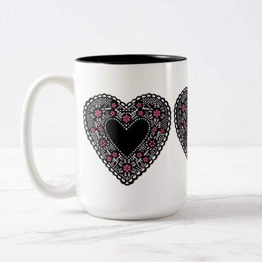 Black Lace Heart Tweekleurige Koffiemok (Links)