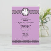 Black Lace Paars Monogram Sweet 16 Uitnodiging (Staand voorkant)