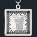 Black Lace Silver Square Photo Ketting<br><div class="desc">Geef dit  ketting een persoonlijk tintje om als huwelijksgunsten te hebben bij je trouwreceptie of om er zelf een te hebben als herinnering aan je speciale dag. Dit ketting is ook het perfecte geschenk voor de bruid op haar vrijgezellenfeest. Personaliseer door uw foto toe te voegen.</div>