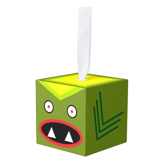 Black Lagoon Wooden Cube Halloween Ornament (Voorkant hoekig)