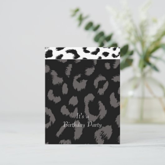 Black Leopard Pattern Birthday Party Invitation Kaart (Staand voorkant)