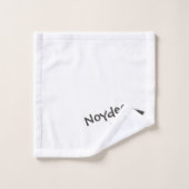 Black Lettering and Arrow on your Bad Handdoek (Wasdoekje)