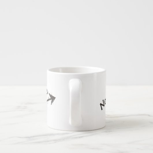 Black Lettering and Arrow on your Espresso Kop (Achterkant)