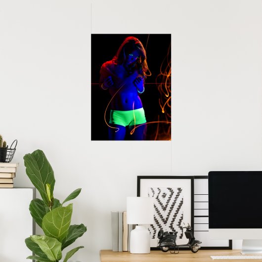 Black light woman poster (Thuiskantoor)