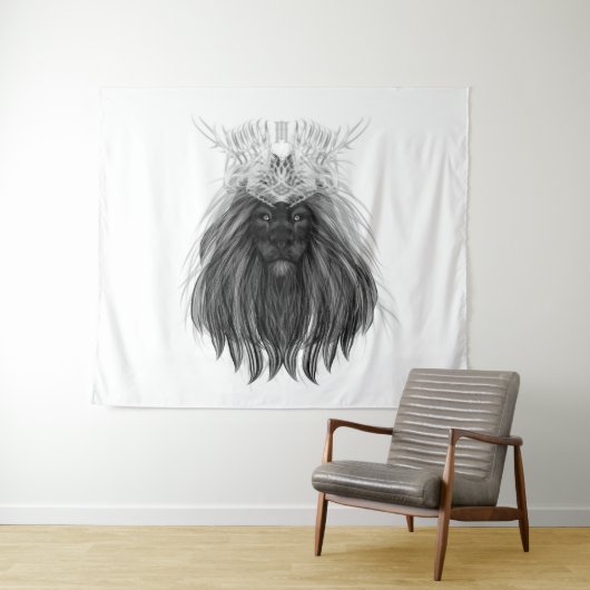 Black Lion met Antlers Crown en Monogram Wandkleed (In Situ (horizontaal))