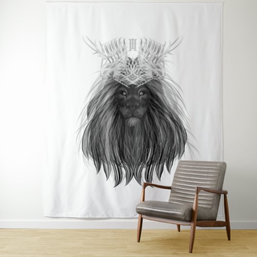 Black Lion met Antlers Crown en Monogram Wandkleed (In situ)
