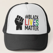 Black Lives Matter BLM Fist Clined Fist Trucker Pet (Voorkant)