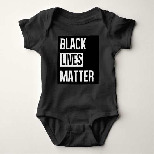 Black Lives Matter Romper (Voorkant)