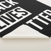 Black Lives Matter Sherpa Deken (3/4)