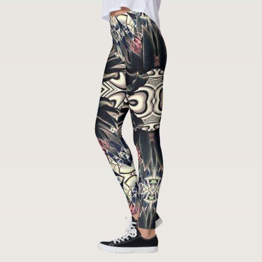 Black Lotus Leggings (Links)