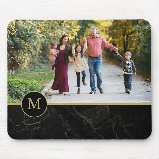 Black Marble Tan Monogram Family Photo Muismat (Voorkant)