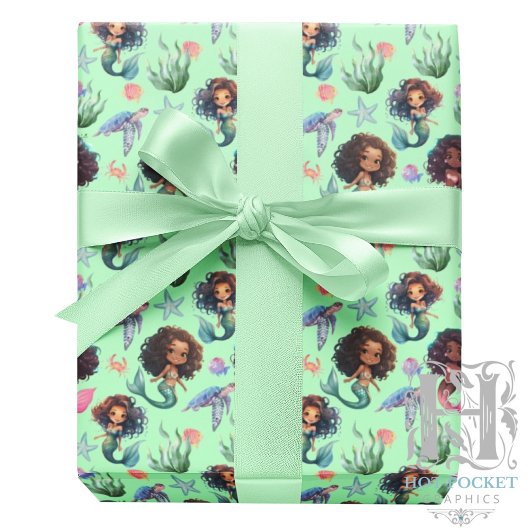 Black Mermaid Wrapping Paper in Green Cadeaupapier