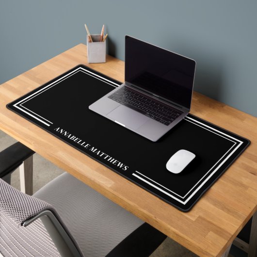 Black Minimalist Monogram Bureaumat (Kantoor 2)