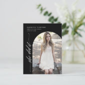 Black Minimalist She Did It Graduation Arch Photo Briefkaart (Staand voorkant)